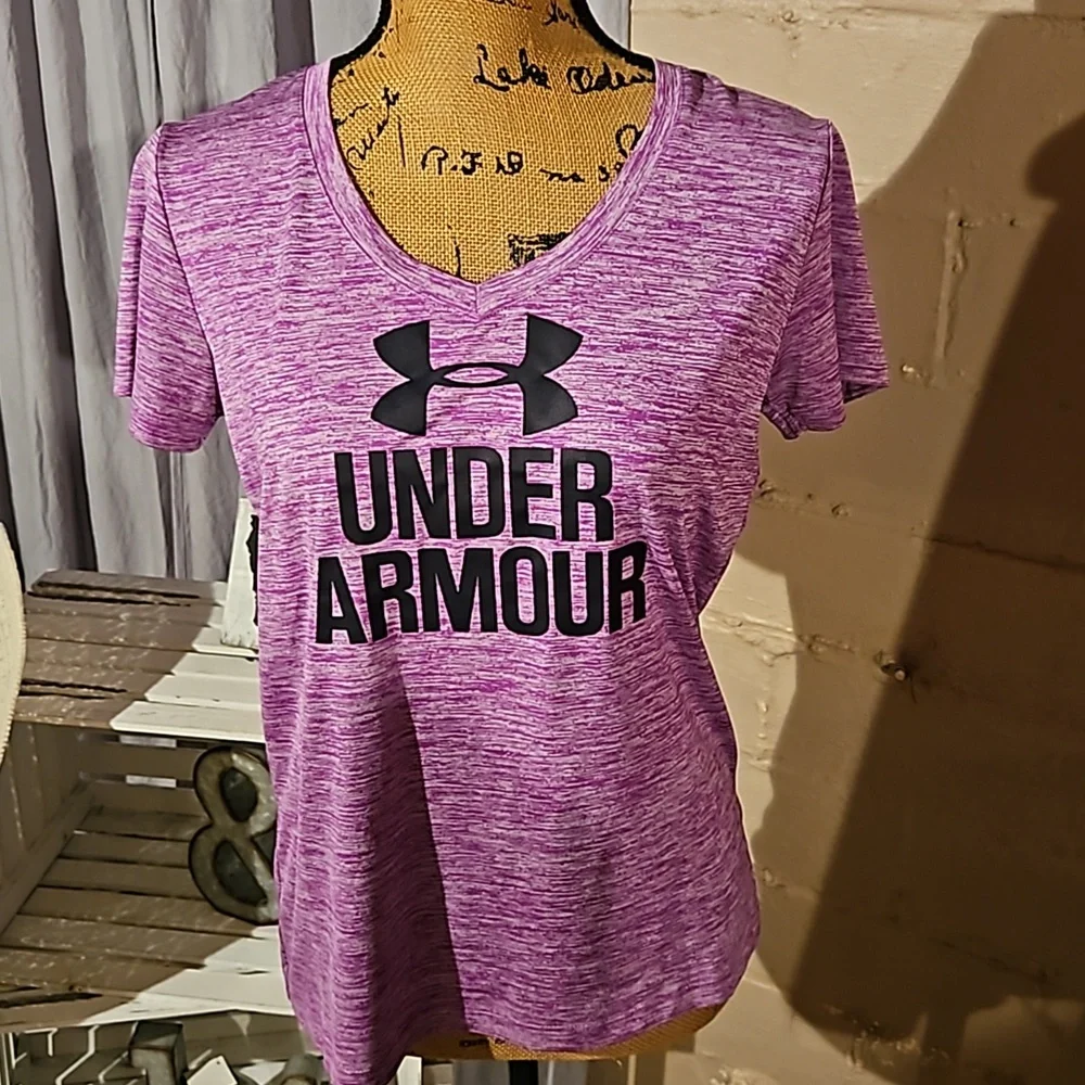 Under Armour Womens Size Small Dri Fit Tee in Purple and Black - Picture 1 of 4
